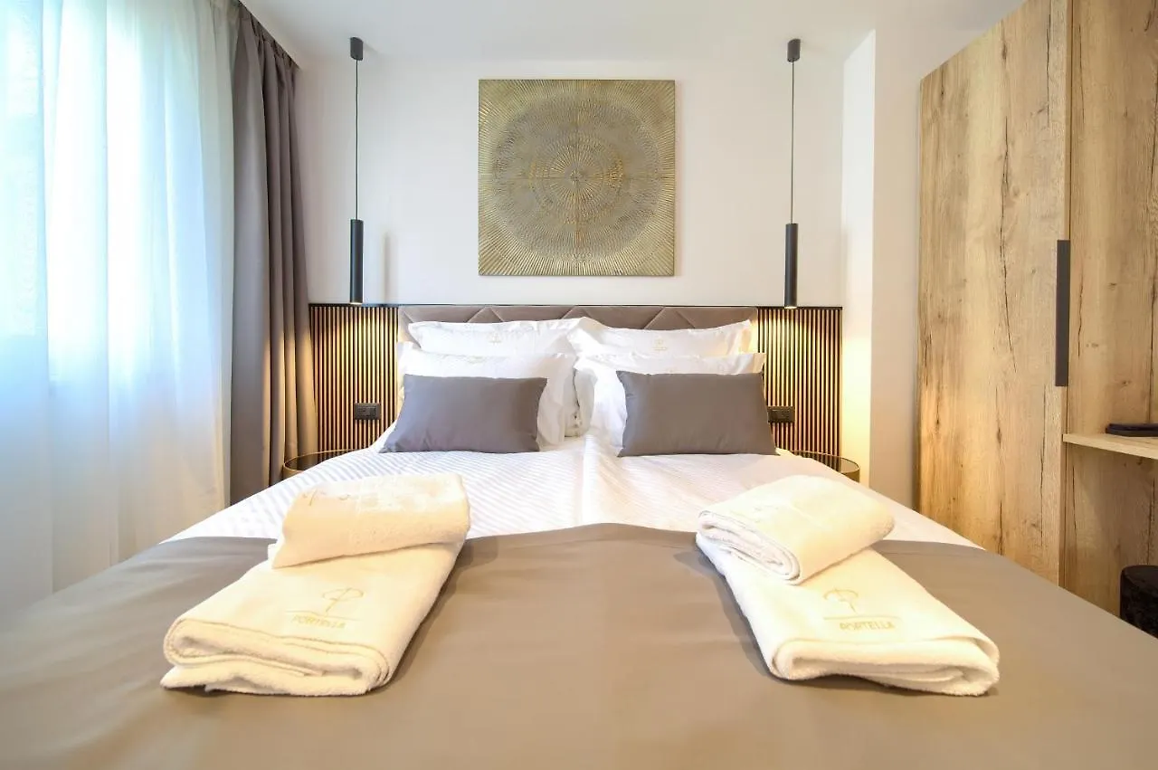 Portella Rooms Krk Town 0*,  Croatie