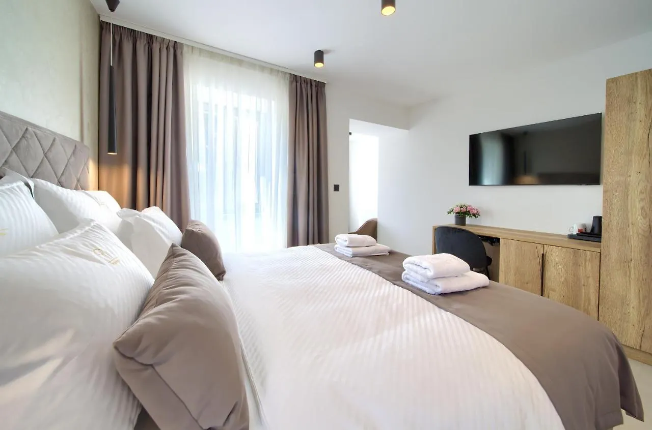 Portella Rooms Krk Town Bed & Breakfast