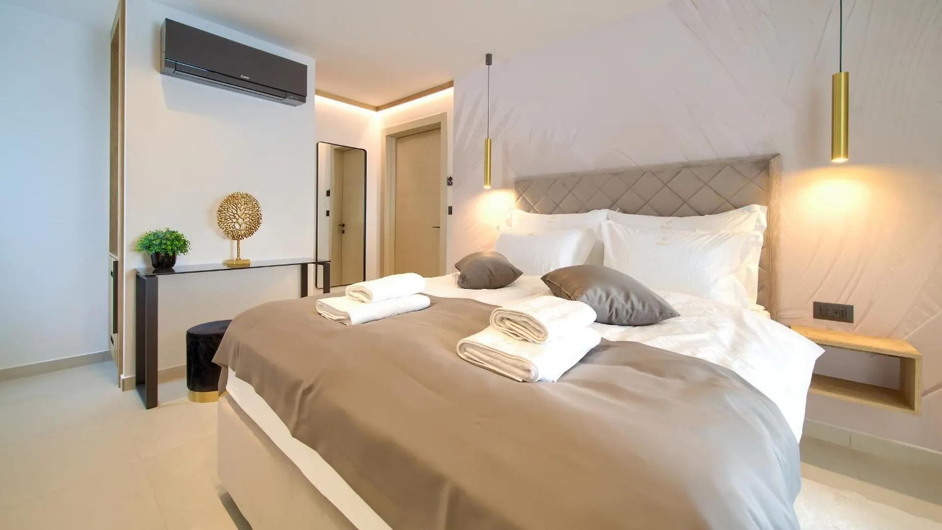 Portella Rooms Krk Town Bed & Breakfast